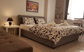 Palette Apartment Chocolate - Athens Center, 6 Bd, 3 Bath